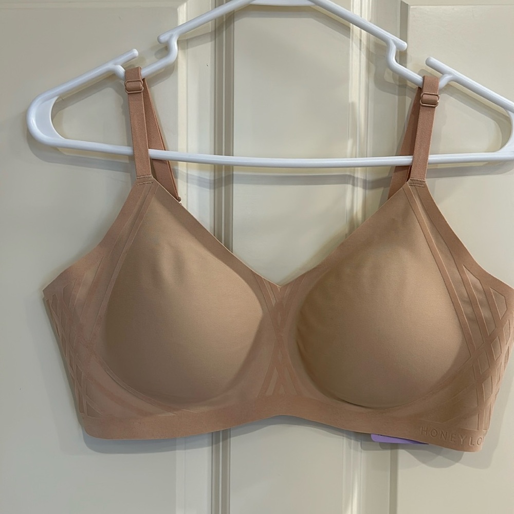 NWT Honeylove Bra.  Size L